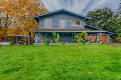 299 Foothill Boulevard Rogue River OR 97537