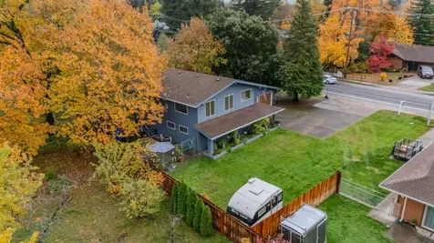 299 Foothill Boulevard Rogue River OR 97537