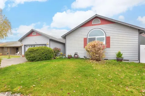 1061 Rainwood Lane Grants Pass OR 97527