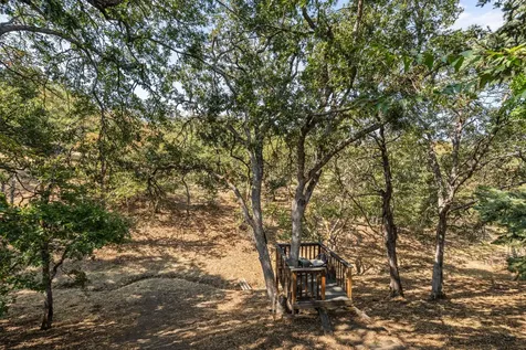 585 Nyla Lane Ashland OR 97520