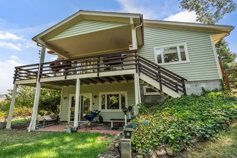 585 Nyla Lane Ashland OR 97520