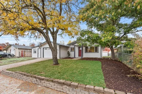 2909 Ingalls Drive White City OR 97503