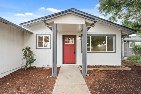2909 Ingalls Drive White City OR 97503