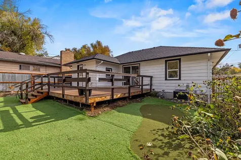 1855 Portland Street Klamath Falls OR 97601