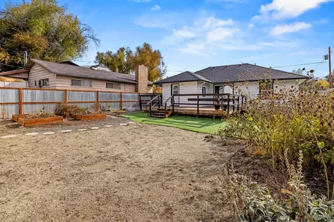1855 Portland Street Klamath Falls OR 97601