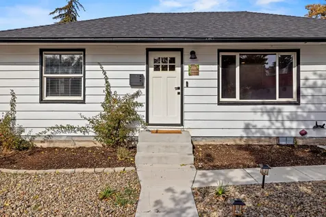 1855 Portland Street Klamath Falls OR 97601