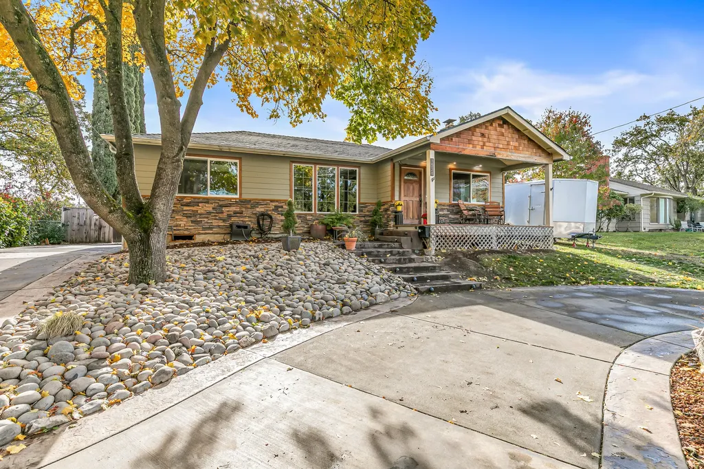 1528 Terrace Drive Medford OR 97504