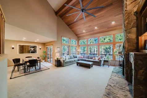 70179 Atherium Black Butte Ranch OR 97759