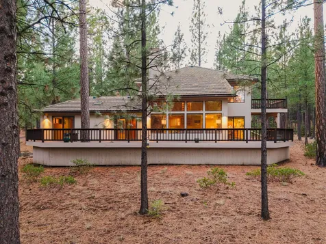 70179 Atherium Black Butte Ranch OR 97759