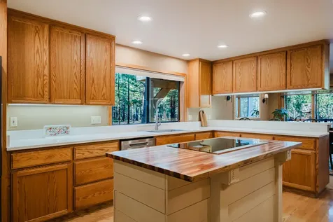 70179 Atherium Black Butte Ranch OR 97759