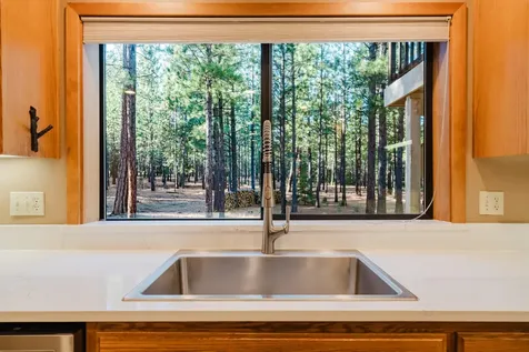 70179 Atherium Black Butte Ranch OR 97759