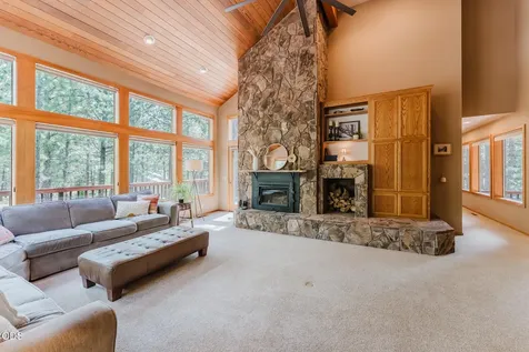 70179 Atherium Black Butte Ranch OR 97759