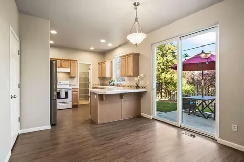 2876 NE Forum Drive Bend OR 97701