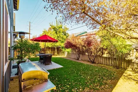 2876 NE Forum Drive Bend OR 97701