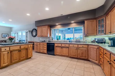 398 Robert Trent Jones Boulevard Eagle Point OR 97524