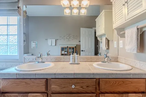 398 Robert Trent Jones Boulevard Eagle Point OR 97524