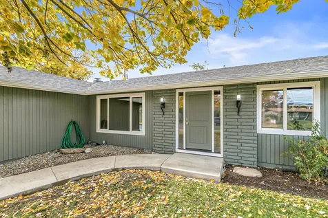 1724 Whitman Avenue Medford OR 97501