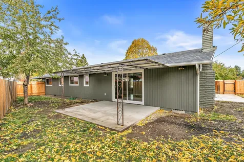 1724 Whitman Avenue Medford OR 97501