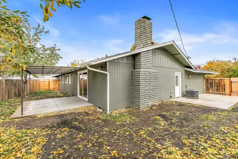 1724 Whitman Avenue Medford OR 97501