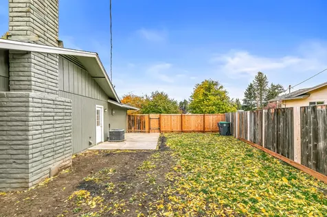 1724 Whitman Avenue Medford OR 97501