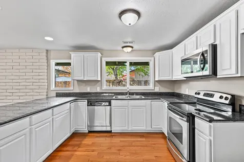 1724 Whitman Avenue Medford OR 97501