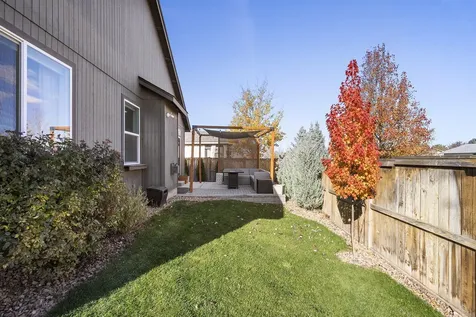 1814 SW 36th Way Redmond OR 97756