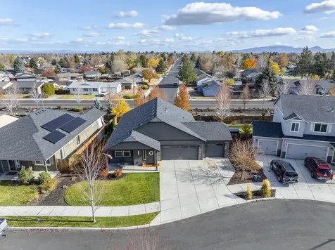 1814 SW 36th Way Redmond OR 97756