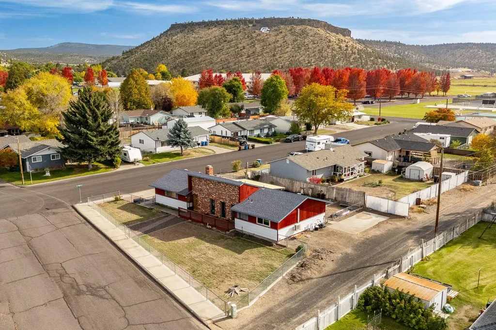 958 SE 7th Street Prineville OR 97754