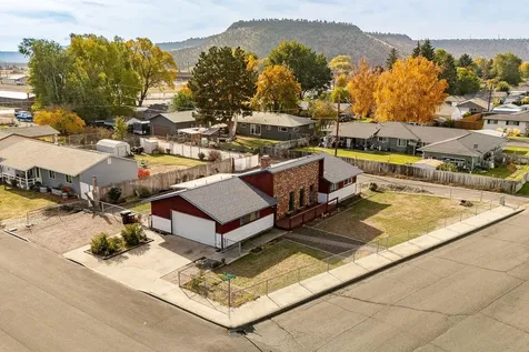 958 SE 7th Street Prineville OR 97754
