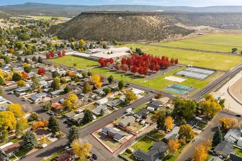 958 SE 7th Street Prineville OR 97754