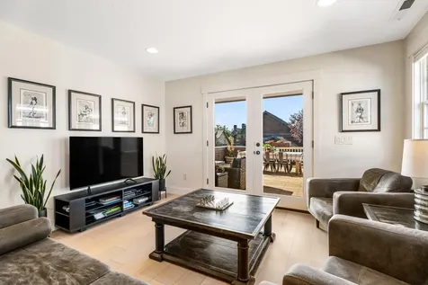 597 W Jefferson Avenue Sisters OR 97759