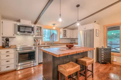 16810 Derringer Drive Bend OR 97707