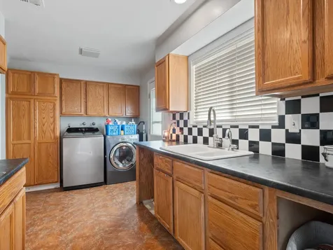 10414 Kincheloe Avenue Klamath Falls OR 97603