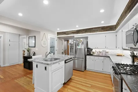 833 Hazel Street Central Point OR 97502