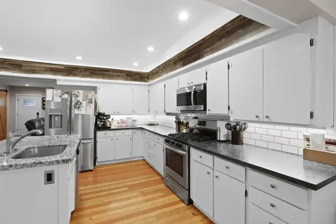 833 Hazel Street Central Point OR 97502
