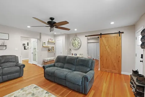 833 Hazel Street Central Point OR 97502