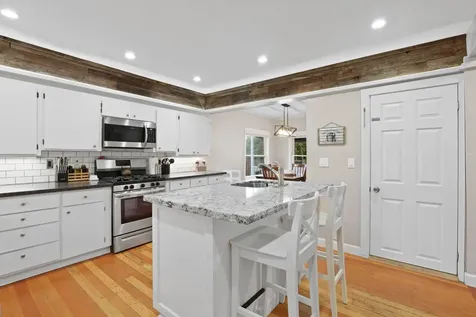833 Hazel Street Central Point OR 97502