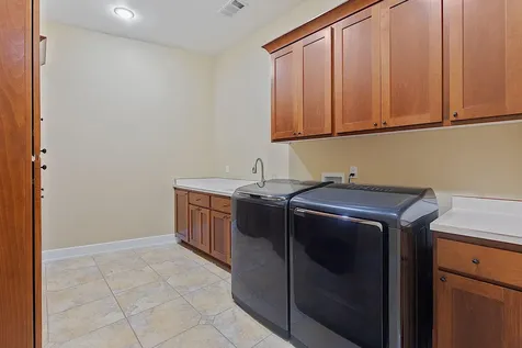 6995 Monument Drive Grants Pass OR 97526