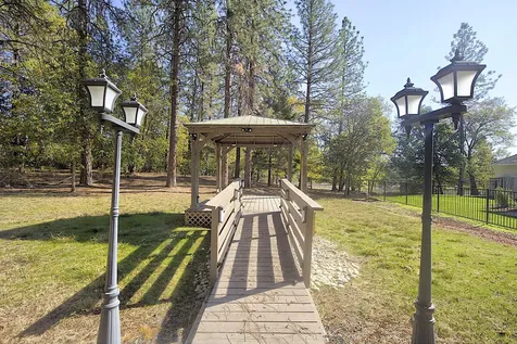 6995 Monument Drive Grants Pass OR 97526