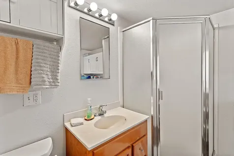 6995 Monument Drive Grants Pass OR 97526