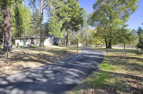 6995 Monument Drive Grants Pass OR 97526