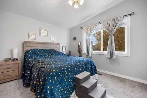 2927 NW 8th Street Redmond OR 97756
