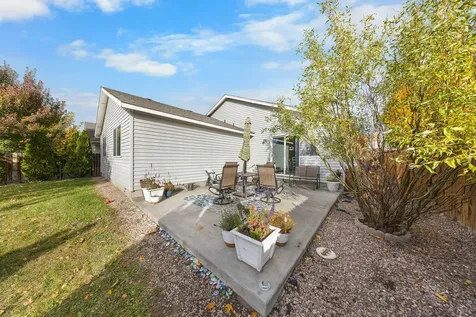 2927 NW 8th Street Redmond OR 97756