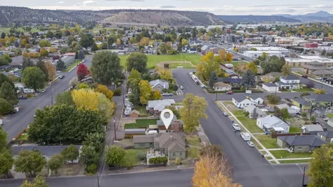 496 SE 2nd Street Prineville OR 97754