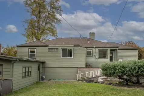 496 SE 2nd Street Prineville OR 97754