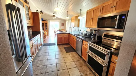 4335 NE 33rd Street Redmond OR 97756