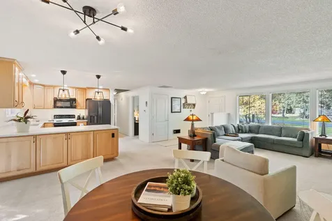 61376 Robin Hood Lane Bend OR 97702