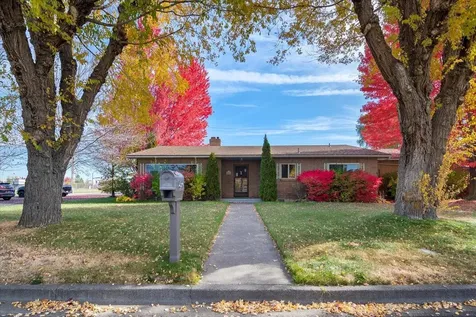 1406 SW 12th Street Redmond OR 97756
