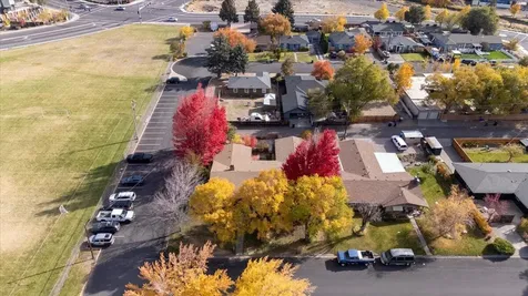 1406 SW 12th Street Redmond OR 97756