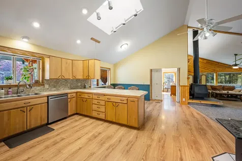 15603 6th Street La Pine OR 97739